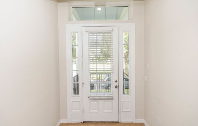 3-story, 3/3.5, updated, townhome in the heart of Baldwin Park!