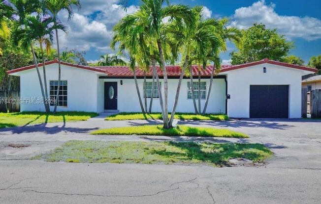 21020 NE 18TH CT MIAMI, FL 33179