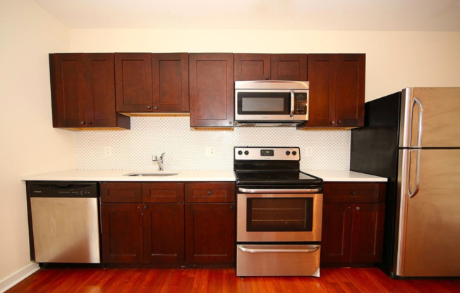 5 beds, 4 baths, 1,500 sqft, $2,400, Unit Unit 4
