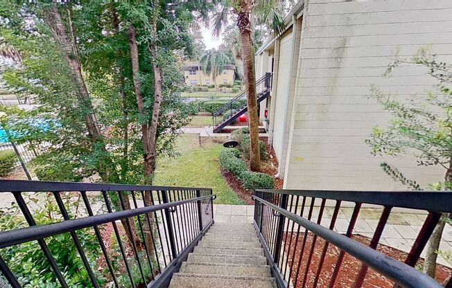 2 beds, 1 bath, $1,095, Unit #10