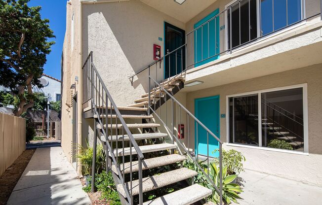 3 beds, 2 baths, 1,180 sqft, $3,495, Unit 65-07