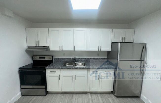 2 beds, 1 bath, 864 sqft, $1,925, Unit 204