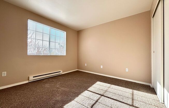 2 beds, 1 bath, 880 sqft, $1,625, Unit 1021