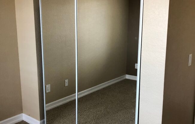 2 beds, 2 baths, 900 sqft, $2,800, Unit 416