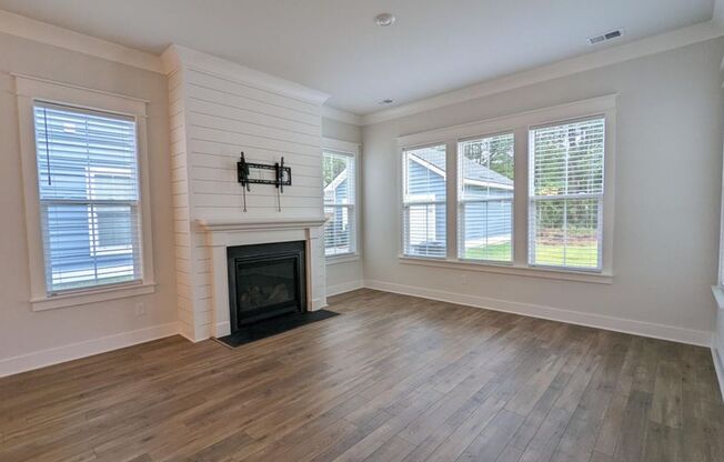 Beautiful 4 Bedroom Home Located on John's Island