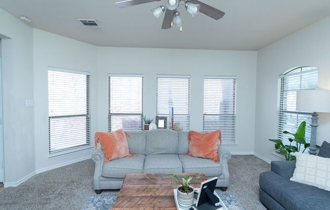 6703 FIRENZE LN