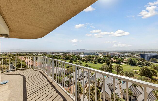 LAS VEGAS CNTRY CLUB  GUARD GATED- STUNNING HIGH-RISE CONDO ON THE 14TH FLOOR OF THE REGENCY TOWERS!