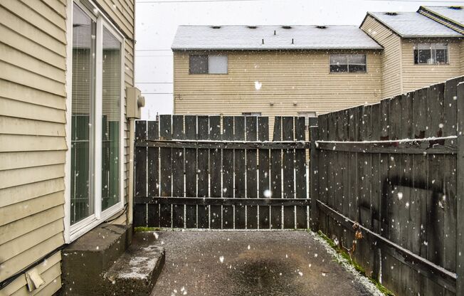 Mead Ave Yakima Apartments