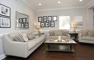 Broadmoor Apartments