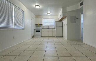 GROUND FLOOR Next to UM Hospital! One Bedroom Ground Floor
