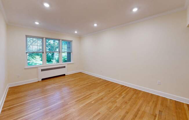 1 bed, 1 bath, 735 sqft, $3,020