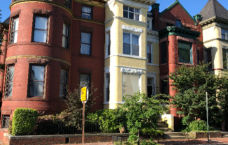 902 WESTMINSTER ST NW