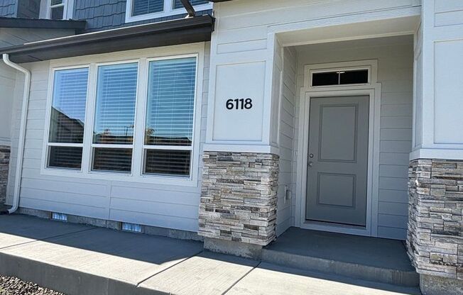 3 beds, 2.5 baths, 1,583 sqft, $2,195, Unit 6118 N. Tarako Avenue Boise, Idaho 83714