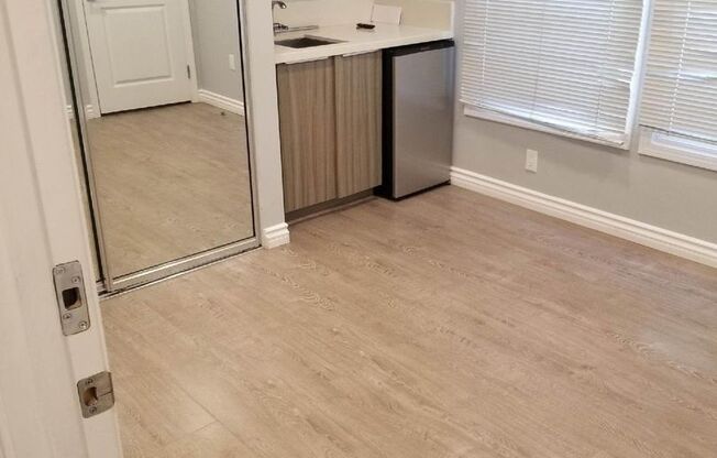 1166 W 29th St., LLC