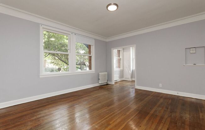 Studio, 1 bath, 250 sqft, $2,395, Unit 31