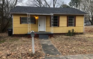 3 beds, 1 bath, $800