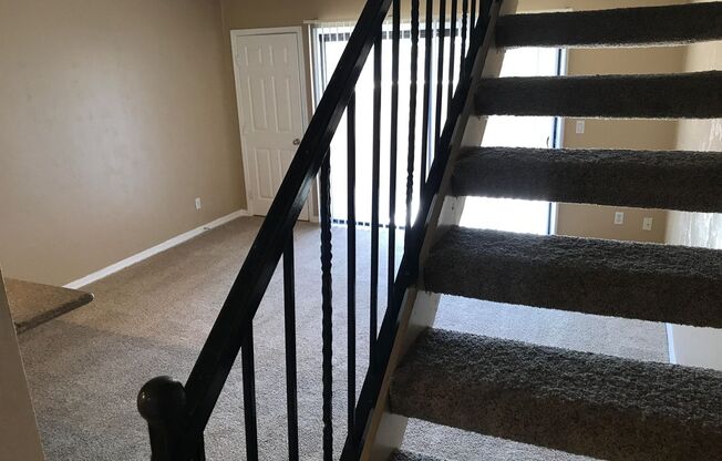 2 beds, 1.5 baths, 785 sqft, $1,049, Unit 129