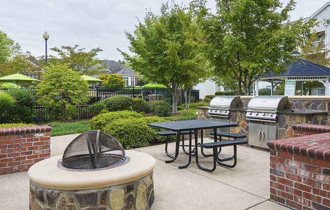 Barbecue Area at Ultris Courthouse Square Apartments in Stafford, Virginia, VA