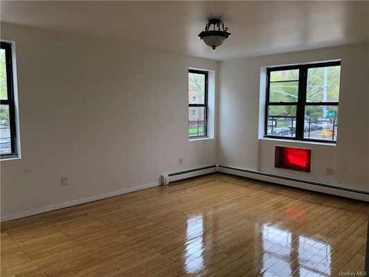 3 beds, 1 bath, 1,064 sqft, $3,464, Unit 3