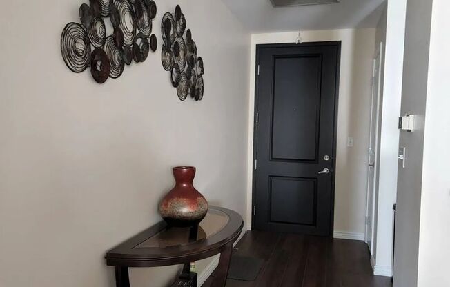 1 bed, 1 bath, $2,200, Unit # 10