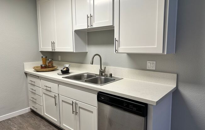 1 bed, 1 bath, 688 sqft, $2,295, Unit 0237