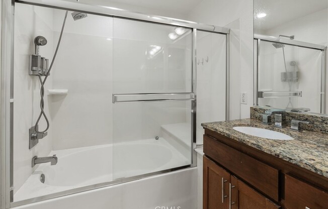 2 beds, 2 baths, 1,050 sqft, $3,500, Unit 351