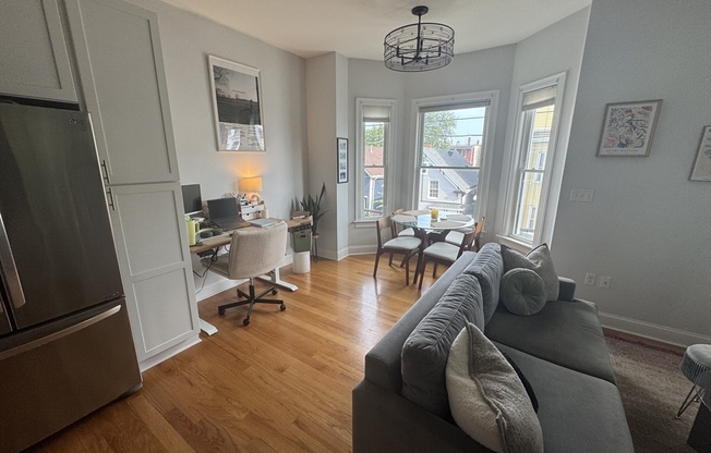 238 SARATOGA ST