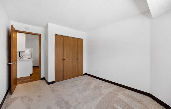 2 beds, 1 bath, 920 sqft, $1,425, Unit 1531-203