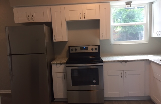 3 beds, 1.5 baths, 1,000 sqft, $1,550, Unit 1501 Jordan St