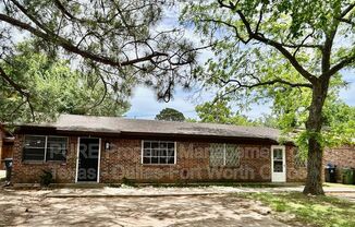 409 COUSINS LN
