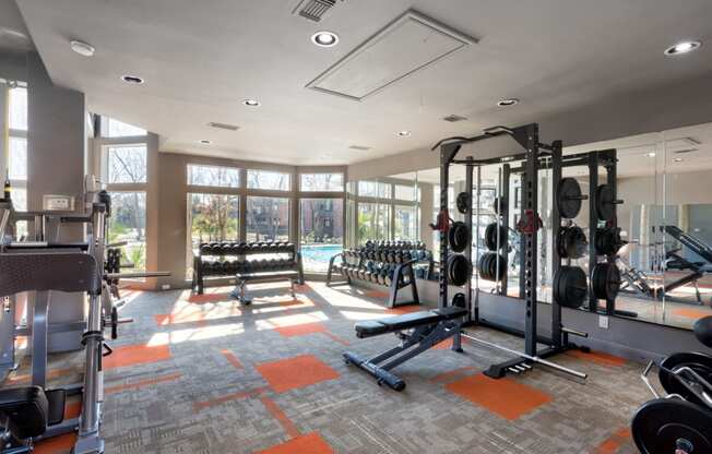 state of the art fitness center in apartments in webster tx