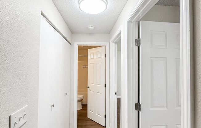 2 beds, 1 bath, 788 sqft, $1,250, Unit 1873C