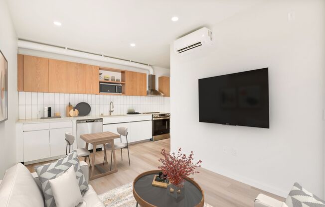 1 bed, 1 bath, 490 sqft, $2,995, Unit 812