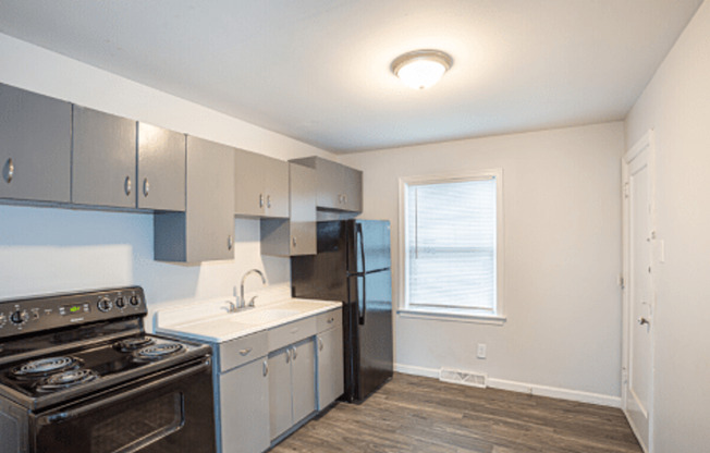 Meadowlark Apartments