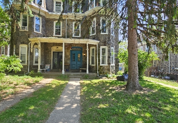 142 SUMAC ST