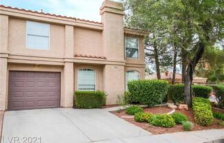 2824 Briar Knoll Drive