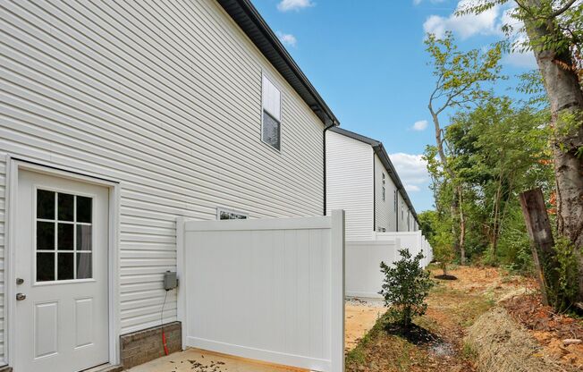 4 beds, 3 baths, 1,425 sqft, $1,795, Unit 201