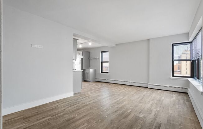 1 bed, 1 bath, 595 sqft, $2,200, Unit 1107