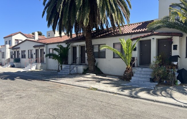 1729 SEMINARY AVE