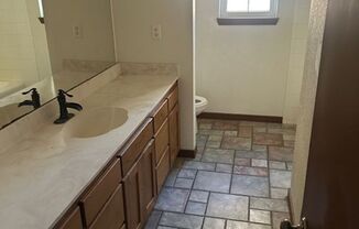 3 beds, 2 baths, $1,950