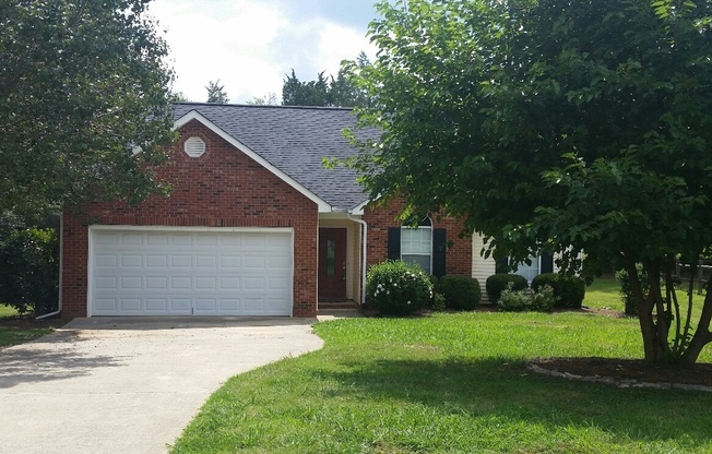 3 beds, 2 baths, $1,798