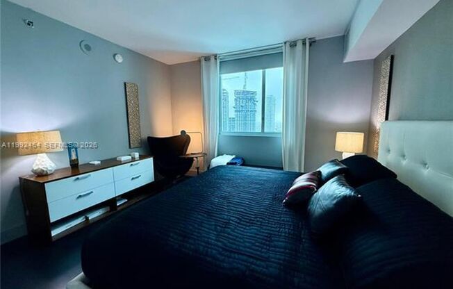 2 beds, 2 baths, 1,123 sqft, $4,650, Unit 55 SE 6th St # 3302