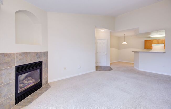 2 beds, 2 baths, $1,795, Unit # 10303