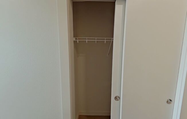 Studio, 1 bath, 314 sqft, $1,250, Unit 212