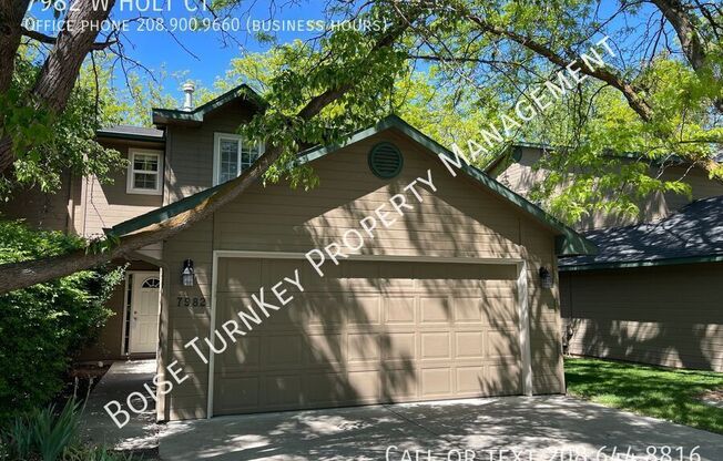 7982 W HOLT CT