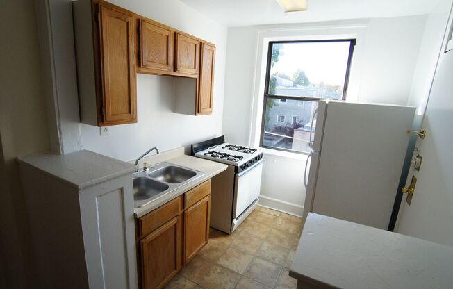 1 bed, 1 bath, 622 sqft, $1,995, Unit 2334-3A