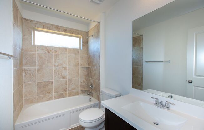 Spacious 4-Bedroom Home with Open Floor Plan in Hutto!