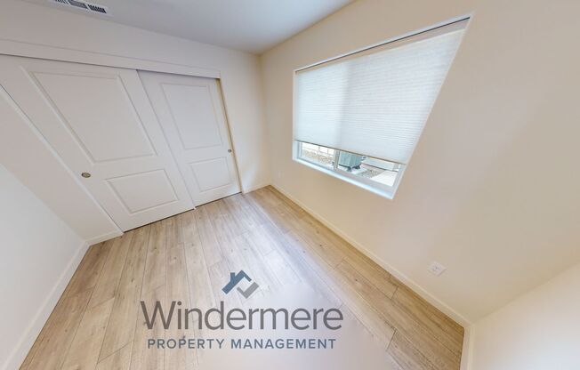 2 beds, 1 bath, 880 sqft, $1,695, Unit 327 People's