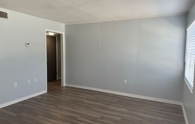 2 beds, 1 bath, 825 sqft, $1,199, Unit 106