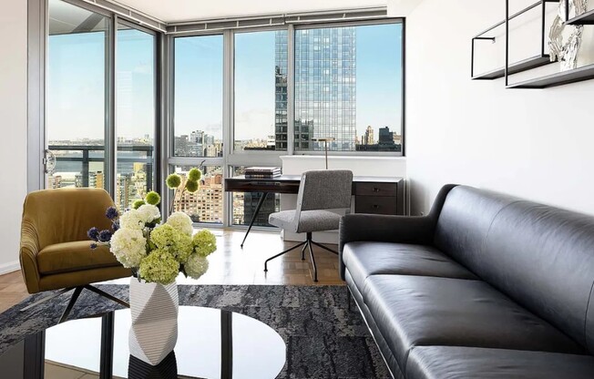 510 W 38 ST